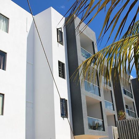 Flic En Flac Beach Penthouse Экстерьер фото