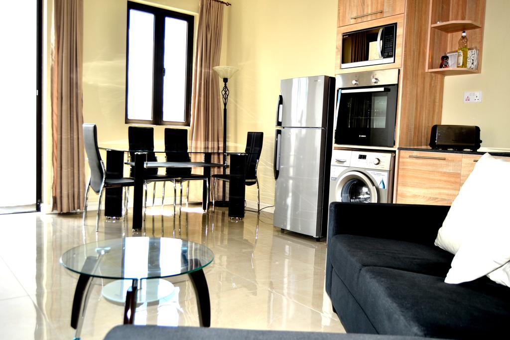 Flic En Flac Beach Penthouse Экстерьер фото
